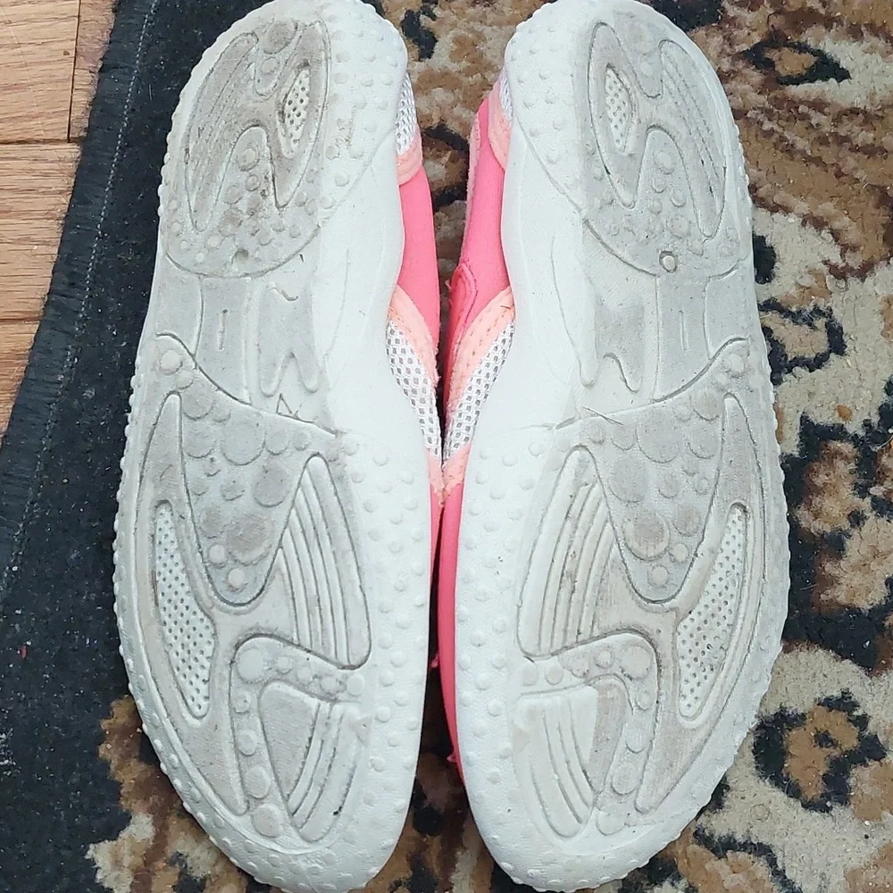 Place Girls Water Shoes; Size: 2/3, Color: Hot Pink